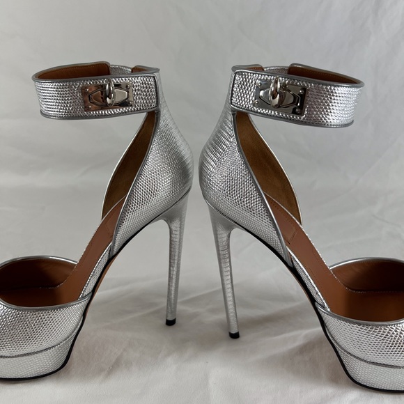 GIVENCHY Silver Leather Lizard Embossed Shark Lock Ankle Strap Sandals 40 - 10US - Picture 6 of 15